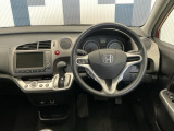 運転しやすいインパネ周りです!見やすいレイアウトで快適なドライブをサポートします!