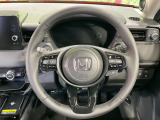 【ステアリングスイッチ】運転中、前方から目線をそらすことなく、オーディオ等の操作が可能な便利機能!安心&快適なドライブを演出してくれます♪
