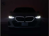☆BMWの代名詞とも言える【キドニーグリル】一目見ただけでBMW車であると認識できる確固たるアイコンとして存在感を放ちます☆