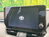 【メーカー純正ナビ】インテリアに溶け込むスタイリッシュな「専用設計」メーカーナビを装備♪視認性や操作性など基本性能にも優れ、より上質なカーライフをお楽しみいただけます。
