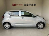 車両右側面からの写真になり。車をご覧になりたい時はお気軽に最寄りの店舗へご相談下さい。
