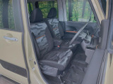 運転席シート廻りは使用感も少なく、良好な状態となっています。丁寧に使われていたことがよくわかりますね。