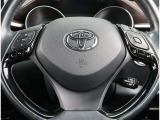 【ステリングスイッチ】運転しながら各種操作が可能な画期的な装備!とっても便利ですよ。