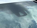 【セーフティセンス】セーフティセンスは、前方車両や歩行者を検知して衝突回避を支援する先進安全システムです。事故リスクを低減し、安心感のあるドライブをサポートします。