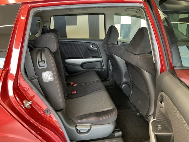 ホンダ ストリーム 1.8 ZS Sパッケージ の中古車詳細 (99,000km