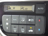 ★オートエアコン★ 好みの温度を設定するだけで風向きや風量を自動でコントロールします(*^ー^*)いつでも快適な温度でお過ごしください♪