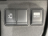 【パワースライドドア】スマートキーや運転席のスイッチでスライドドアの開閉が可能♪電動だから力を入れてドアを開ける必要が無く、小さいお子様でも、重い荷物を持っている時もラクに開け閉めできます♪
