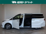 両側パワースライドドア付きだから、狭い駐車スペースなどでの 乗り降りラクラク!小さなお子さまのいるご家庭には嬉しい装備。