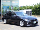 BMW在庫保有台数常時100台以上!ご来店の際はBMW本店(厚木市下荻野140-1)にご来店ください!弊社自慢の全天候型ショールーム!BMW在庫保有台数常時100台以上ございます!