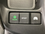 ★ECONスイッチ★ エコドライブを加速しよう!スイッチをONにすると、運転の仕方によるロスを抑え込み燃費をよくするようクルマが頑張ります(*^ー^*)燃費向上にチャレンジ♪