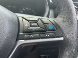 【プロパイロット】高速道でアクセル・ブレーキ・ハンドルをアシスト。運転の負担を軽減します。