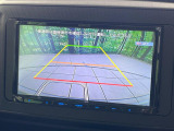 【バックカメラ】駐車時に後方がリアルタイム映像で確認できます。大型商業施設や立体駐車場での駐車時や、夜間のバック時に大活躍!運転スキルに関わらず、今や必須となった装備のひとつです!