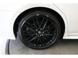 純正アルミホイール【タイヤサイズ225/45R18】