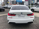 Mie Chuo BMW では全国のお客様に正規ディーラー認定中古車をお届けいたします。お気軽にお問い合わせ下さい!お待ち致しております。【 MieChuoBMW 電話059-238-2288 】