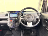 運転しやすいインパネ周りです。見やすいレイアウトで快適なドライブをサポートします☆☆