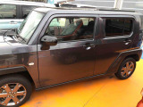 側面からの写真です。ご希望のお車が見当たらない場合は、弊社スタッフがしっかりとお客様のご要望に合ったお車をお探し致します。