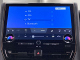 ブルートゥースに接続することにより、スマホに入ったお気に入りの音楽を車内で楽しむことができます♪あると本当に便利な機能になっています!