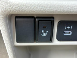 運転席シートヒーター装備で寒い時の運転も快適☆