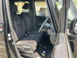 運転席・助手席です