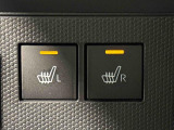 寒い日のドライブを快適にする運転席&助手席シートヒーターが付いてます。その隣にはアクセサリーソケット(12V/120W)も装備されています。