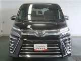 沢山乗れるのがこの車の魅力!2台で移動しないと・・・なんて時もこの車なら1台で!大活躍です♪