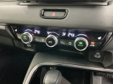 フロント両席にはシートヒーターが付いています!寒い日に便利な装備ですね。