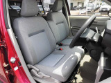【内装】アクアの車内です♪もちろん、フロアマットもついてますよ〜!