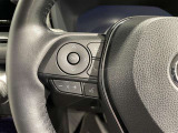 【ステアリングスイッチ】運転中に視線を前に向けたまま画面の操作できます。