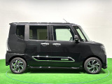 ドアは約90度に開くので荷物も積み込みやすく、乗り降りもしやすい♪ ロングドライブも快適に過ごせる工夫がいっぱいです♪♪