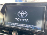 【純正ナビ】人気の純正ナビを装備。オーディオ機能も充実しており、Bluetooth接続すればお持ちのスマホやMP3プレイヤーの音楽を再生可能!毎日の運転がさらに楽しくなります!!