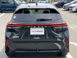 プライバシ-ガラスが装備されています。外を見るときは気にならずに、後方車両から車内が見えにくい設計です。