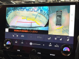 【パノラミックビューモニター】専用のカメラにより、上から見下ろしたような視点で360度クルマの周囲を確認することができます☆死角部分も確認しやすく、狭い場所での切り返しや駐車もスムーズに行えます。