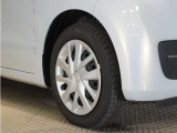 認定中古車では、厳しいHonda認定基準をクリアした厳選されたHonda認定中古車のみ、取り扱っております。「ご購入前の安心」「納車後の信頼」を車両と一緒に提供しております。