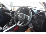 前席全体 目線も高く広い視界で安心して運転することができますね!