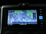 【メモリーナビ&フルセグTV】フルセグTVチューナー装備☆タッチパネルで目的地セットも簡単です。※CD&DVD再生機能も搭載されております。