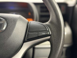 【展示車の状態】展示車は全て、マツダ車のエキスパートが、基本性能に関わる箇所を徹底的に点検。外装や室内に関しても、細部にいたるまで、しっかり清掃・洗浄を実施しています。