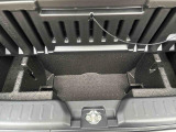 安全安心な走行のために、納車前には小さなクルマを知り尽くしたエキスパートが基本性能に関わる機能や状態を徹底的に点検しています。