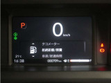 7インチの液晶メーターで、速度表示やHonda SENSING作動表示などを、分かりやすく表示 見やすさを追求したメーターです。