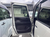 お車をお探しのお客様、ご購入までの流れや疑問点など一つ一つ丁寧にご説明させていただきます。 お客様にご納得頂ける一台を一緒にお探しさせて頂ますので、当店へ是非どうぞ!