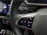 Travel Assist。設定した速度を上限に自動で加減速し、一定の車間距離,およ走行レーンを保つことでロングドライブの疲労を軽減します。