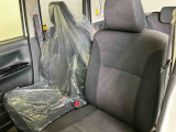 フロントシートです。ゆったり運転ができます。長距離ドライブもラクラク♪♪