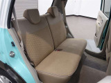 ゆとりある広々とした車内空間は、ドライブを始め買い物やレジャーなど、幅広く活躍します。一人でもみんなとでもお出かけを楽しみましょう!