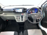 見通しのよいすっきりとした視界で、誰でも運転しやすいです。運転のしやすさは疲れにくさにも繋がりますよ♪