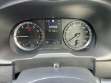 視認性の高いメーターで運転情報を的確に把握できます!