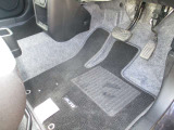 自社整備工場完備!!車検・点検・板金塗装など、車のことなら何でもおまかせ下さい