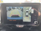 パノラミックビューモニター。クルマを上から見下ろした視点で駐車をサポートします