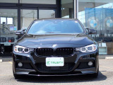 BMW在庫保有台数常時100台以上!ご来店の際はBMW本店(厚木市下荻野140-1)にご来店ください!弊社自慢の全天候型ショールーム!BMW在庫保有台数常時100台以上ございます!