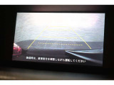 バックカメラが装備されており、後方の安全確認はもちろんのこと狭い場所での駐車や雨の日・夜間など視界の悪いコンディションでのストレスの軽減にもなります!