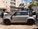 ディフェンダー 110 S 2.0L P300 4WD TREEYカスタム/SVRボンネット/7人乗/22AW/