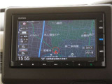 純正エントリーインターナビ(VXM-215Ci)&バックカメラが装備されているので、普段の使い勝手もロングドライブも快適です。